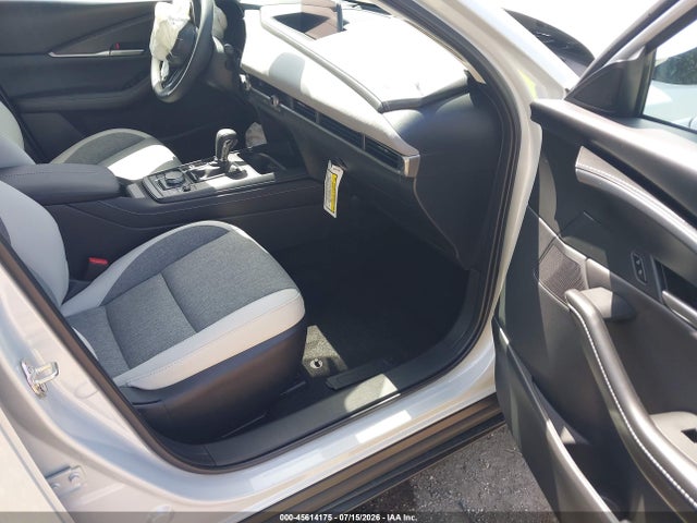 Продажа на аукционе авто 2026 Mazda Cx-30 2.5 S Aire Edition, vin: 3MVDMBXLXTM150103, номер лота: 45614175