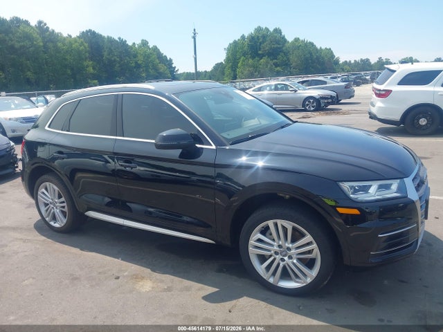 45614179 :رقم المزاد ، WA1BNAFY1J2208952 vin ، 2018 Audi Q5 2.0t Premium/2.0t Tech Premium مزاد بيع