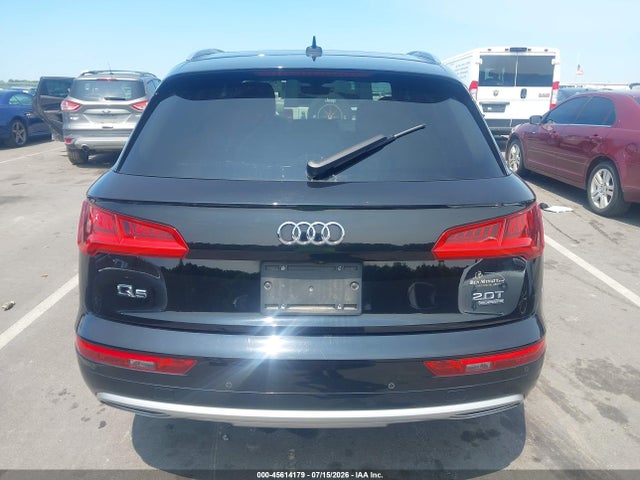 45614179 :رقم المزاد ، WA1BNAFY1J2208952 vin ، 2018 Audi Q5 2.0t Premium/2.0t Tech Premium مزاد بيع