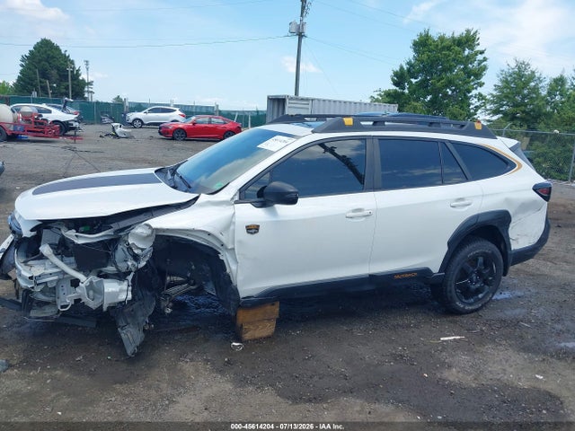 45614204 :رقم المزاد ، 4S4BTGUD5N3247344 vin ، 2022 Subaru Outback Wilderness مزاد بيع