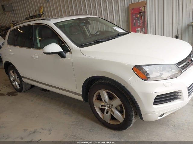 2011 Volkswagen Touareg Vr6 Lux მანქანა იყიდება აუქციონზე, vin: WVGFF9BP3BD005885, აუქციონის ნომერი: 45614207
