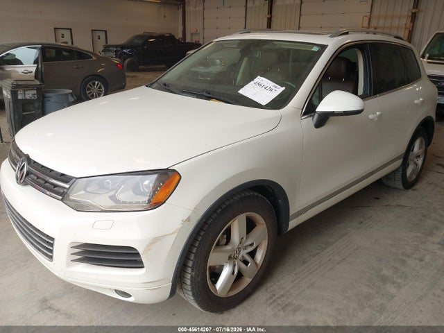 2011 Volkswagen Touareg Vr6 Lux მანქანა იყიდება აუქციონზე, vin: WVGFF9BP3BD005885, აუქციონის ნომერი: 45614207