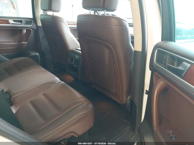2011 Volkswagen Touareg Vr6 Lux მანქანა იყიდება აუქციონზე, vin: WVGFF9BP3BD005885, აუქციონის ნომერი: 45614207