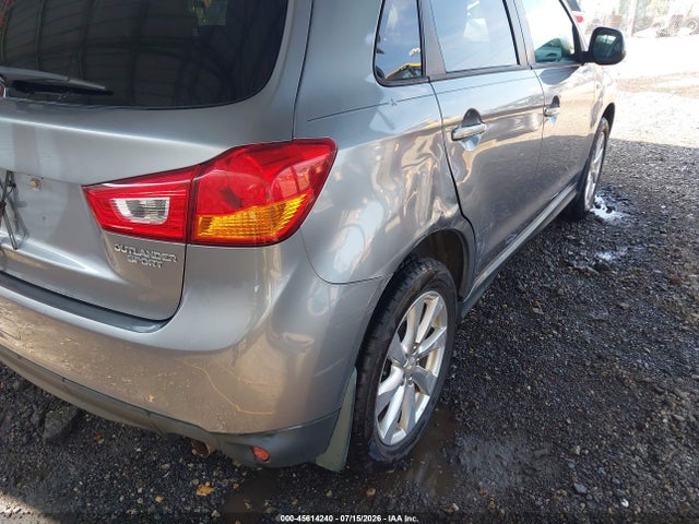 Продажа на аукционе авто 2015 Mitsubishi Outlander Sport Es, vin: 4A4AP3AU5FE017397, номер лота: 45614240