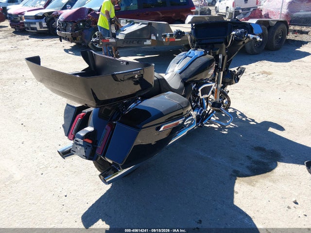 Harley-Davidson FLHX 2024 1HD1KB717RB617307 Image 4