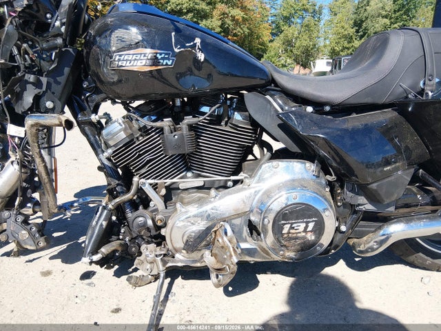 Harley-Davidson FLHX 2024 1HD1KB717RB617307 Image 9
