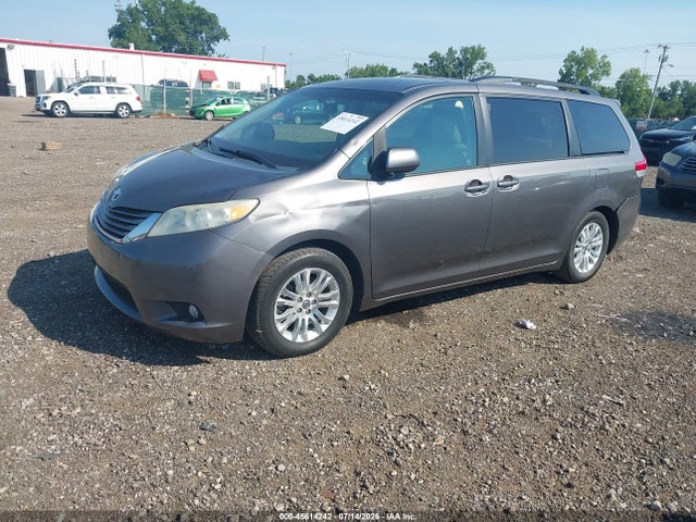 Продаж на аукціоні авто 2011 Toyota Sienna Xle V6, vin: 5TDYK3DC4BS138806, номер лоту: 45614242