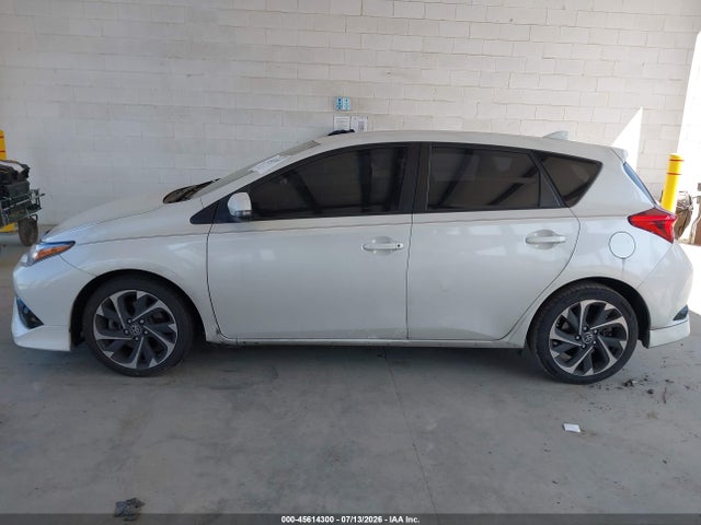 JTNKARJE1JJ553560 Toyota COROLLA IM