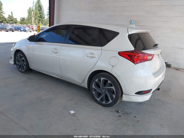 JTNKARJE1JJ553560 Toyota COROLLA IM