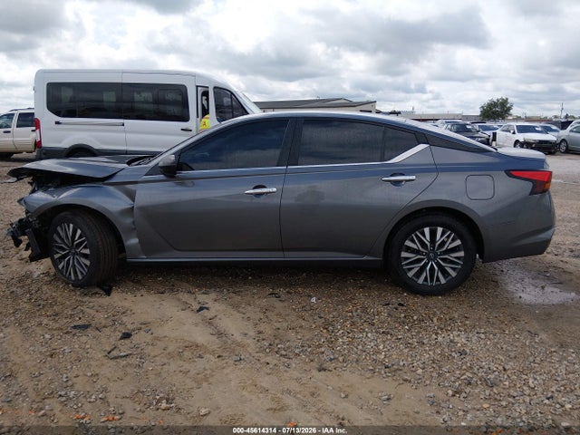 Продажа на аукционе авто 2024 Nissan Altima Sv Fwd, vin: 1N4BL4DV1RN332998, номер лота: 45614314