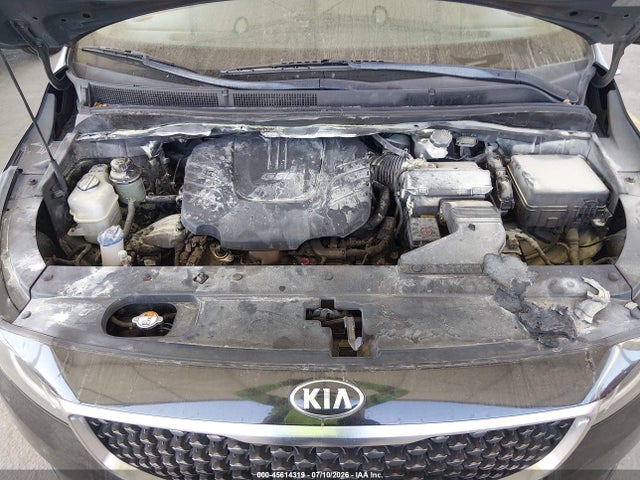 KIA SEDONA LX 2017 KNDMB5C12H6324931 Image 10