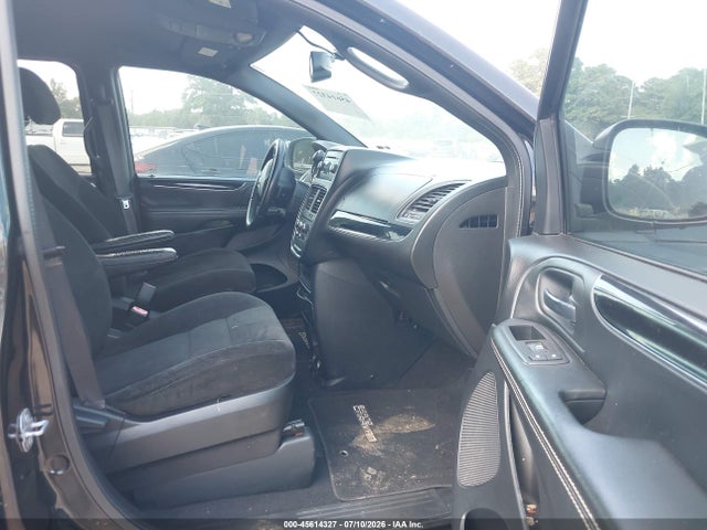 45614327 :رقم المزاد ، 2C4RDGBG0HR548046 vin ، 2017 Dodge Grand Caravan Se Plus مزاد بيع