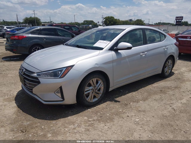 Hyundai ELANTRA SEL 2019 5NPD84LFXKH462847 Image 2