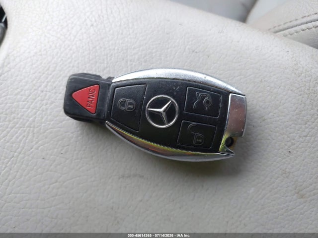 Продажа на аукционе авто 2005 Mercedes-benz Clk 320, vin: WDBTK65J25F136743, номер лота: 45614365
