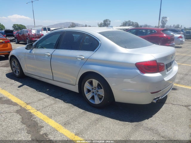 2013 Bmw 528i მანქანა იყიდება აუქციონზე, vin: WBAXG5C59DDY35847, აუქციონის ნომერი: 45614381