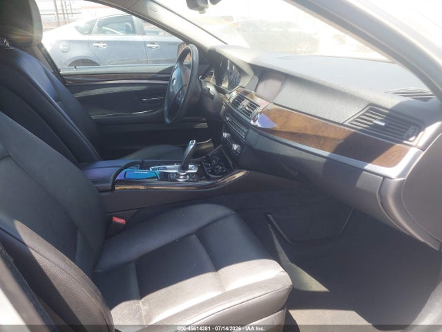 2013 Bmw 528i მანქანა იყიდება აუქციონზე, vin: WBAXG5C59DDY35847, აუქციონის ნომერი: 45614381