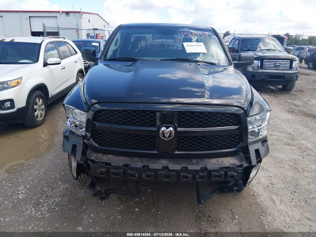 45614384 :رقم المزاد ، 1C6RR7FT9JS308336 vin ، 2018 Ram 1500 Express  4x4 6'4 Box مزاد بيع