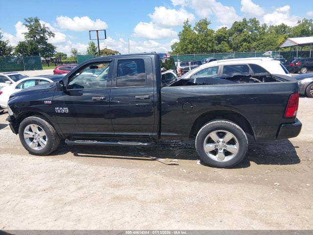 45614384 :رقم المزاد ، 1C6RR7FT9JS308336 vin ، 2018 Ram 1500 Express  4x4 6'4 Box مزاد بيع
