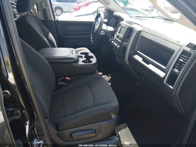 45614384 :رقم المزاد ، 1C6RR7FT9JS308336 vin ، 2018 Ram 1500 Express  4x4 6'4 Box مزاد بيع