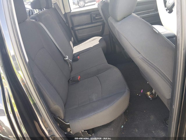 45614384 :رقم المزاد ، 1C6RR7FT9JS308336 vin ، 2018 Ram 1500 Express  4x4 6'4 Box مزاد بيع