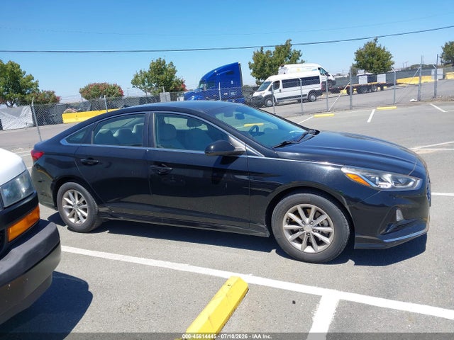 Hyundai SONATA ECO 2018 5NPE24AA8JH691801 Image 14