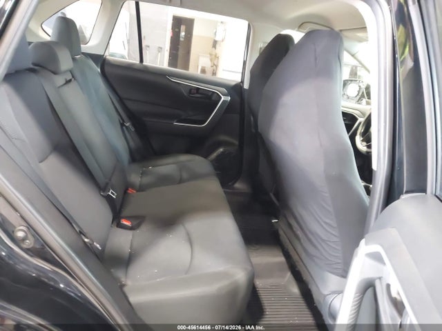 Продажа на аукционе авто 2020 Toyota Rav4 Le, vin: JTMG1RFV0LD067147, номер лота: 45614456