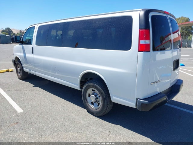1GAZGNFP2L1253008 Chevrolet Express Passenger Rwd 3500 Extended Wheelbase Ls
