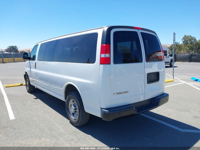 1GAZGNFP2L1253008 Chevrolet Express Passenger Rwd 3500 Extended Wheelbase Ls