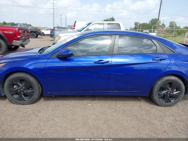 Продажа на аукционе авто 2022 Hyundai Elantra Sel, vin: KMHLM4AG2NU225326, номер лота: 45614509