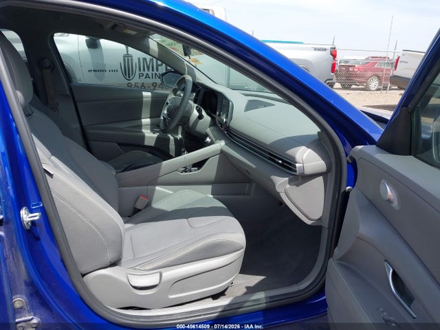 Продажа на аукционе авто 2022 Hyundai Elantra Sel, vin: KMHLM4AG2NU225326, номер лота: 45614509