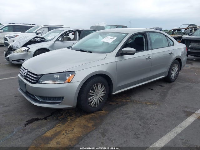 2014 Volkswagen Passat 2.5l S მანქანა იყიდება აუქციონზე, vin: 1VWAP7A32EC026992, აუქციონის ნომერი: 45614531