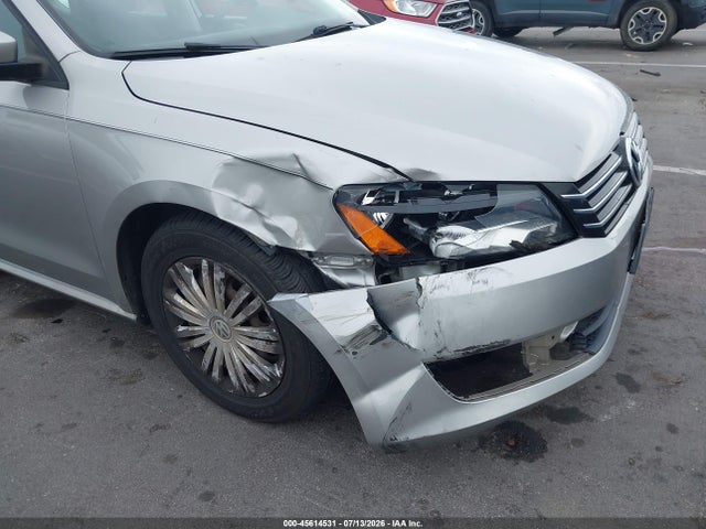 2014 Volkswagen Passat 2.5l S მანქანა იყიდება აუქციონზე, vin: 1VWAP7A32EC026992, აუქციონის ნომერი: 45614531