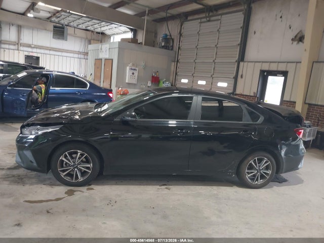 Продажа на аукционе авто 2022 Kia Forte Lxs, vin: 3KPF24AD1NE472798, номер лота: 45614568