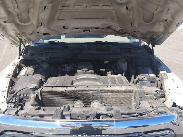 45614578 :رقم المزاد ، 3D6WU7CL4BG615267 vin ، 2011 Dodge Ram 5500 St/slt/laramie مزاد بيع