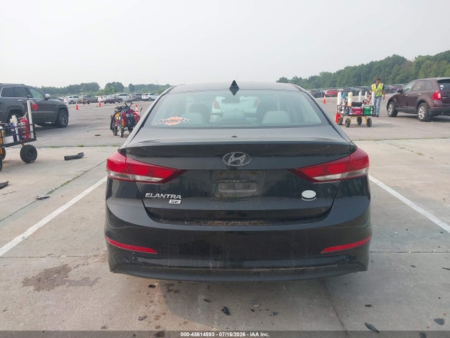5NPD74LF9HH068560 Hyundai ELANTRA SE