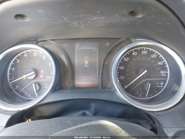 4T1B11HK1JU668767 Toyota CAMRY LE