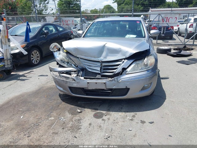 45614631 :رقم المزاد ، KMHGC4DEXAU096826 vin ، 2010 Hyundai Genesis 3.8 مزاد بيع