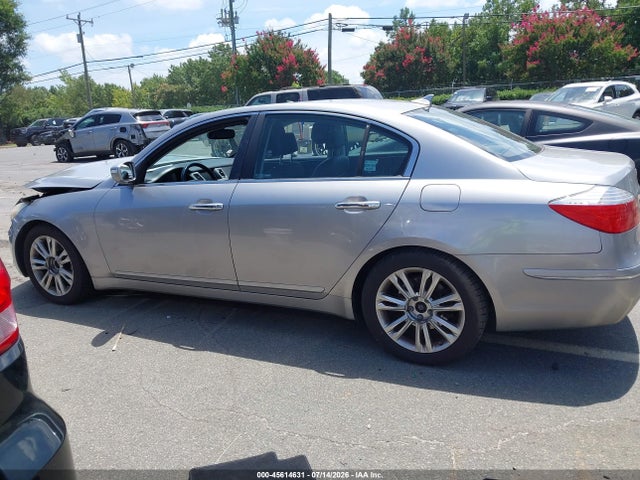 45614631 :رقم المزاد ، KMHGC4DEXAU096826 vin ، 2010 Hyundai Genesis 3.8 مزاد بيع