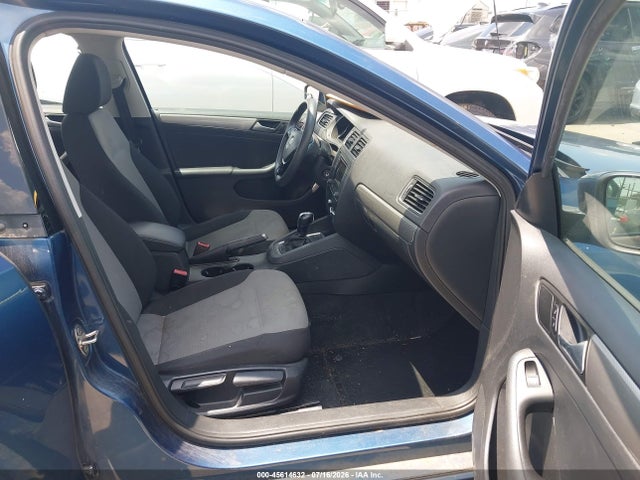 2018 Volkswagen Jetta 1.4t S მანქანა იყიდება აუქციონზე, vin: 3VW2B7AJ0JM258131, აუქციონის ნომერი: 45614632