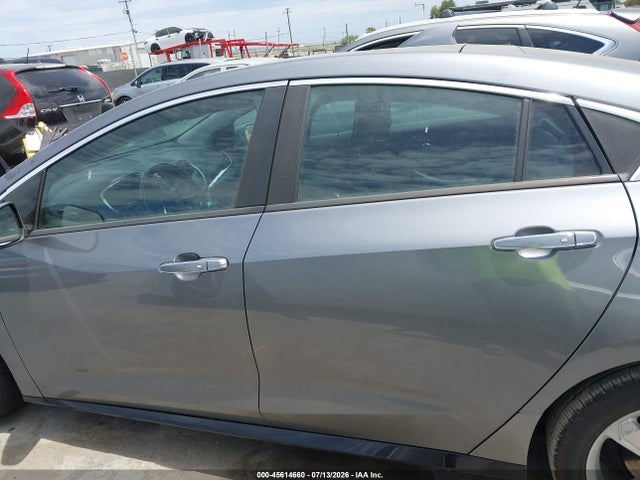 Chevrolet VOLT LT 2018 1G1RC6S57JU139734 Image 14
