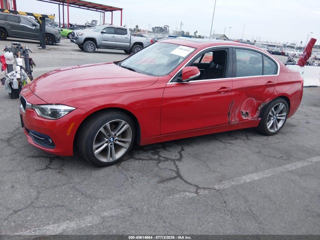 WBA8B9G32HNU52349 BMW 3 Series 330i