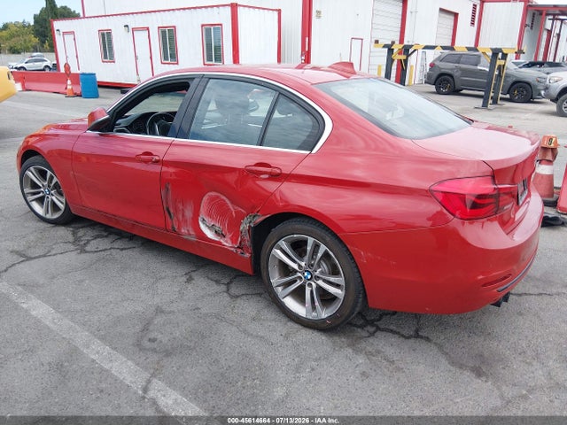 WBA8B9G32HNU52349 BMW 3 Series 330i