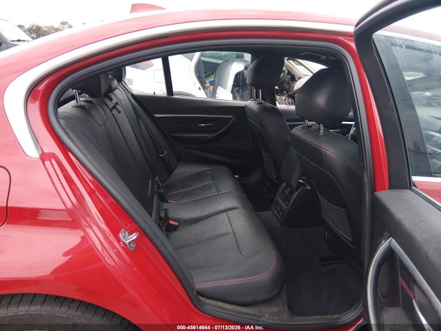 WBA8B9G32HNU52349 BMW 3 Series 330i
