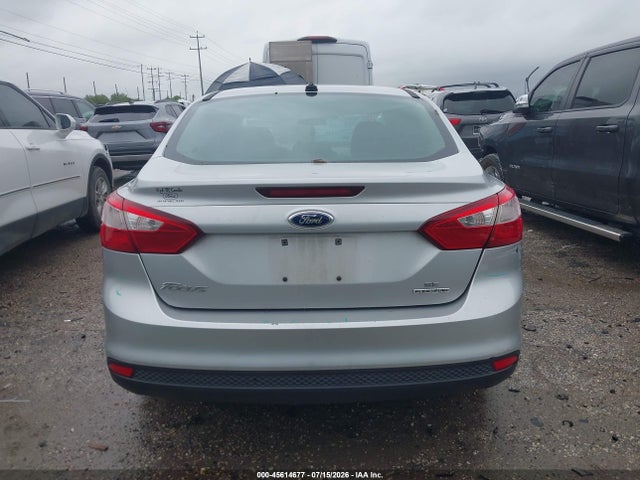 Ford FOCUS SE 2014 1FADP3F21EL324383 Image 16