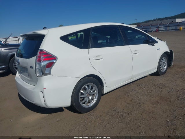 Toyota Prius V Two 2017 JTDZN3EU4HJ063825 Image 4