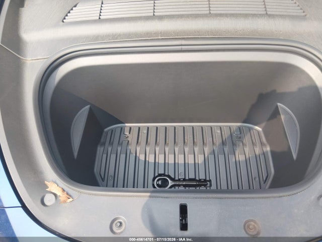 Продаж на аукціоні авто 2024 Tesla Model Y, vin: 7SAYGDED7RF017154, номер лоту: 45614701