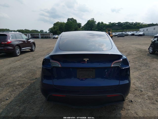 Продаж на аукціоні авто 2024 Tesla Model Y, vin: 7SAYGDED7RF017154, номер лоту: 45614701