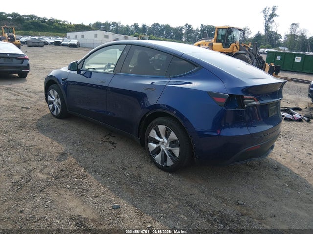 Продаж на аукціоні авто 2024 Tesla Model Y, vin: 7SAYGDED7RF017154, номер лоту: 45614701
