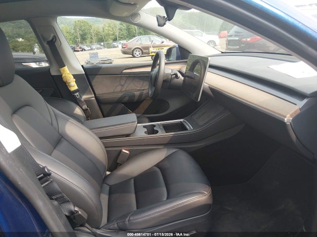 Продаж на аукціоні авто 2024 Tesla Model Y, vin: 7SAYGDED7RF017154, номер лоту: 45614701