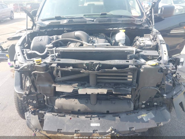 3C6RR7KTXHG646285 RAM 1500 Express 4x4 5&#039;7 Box